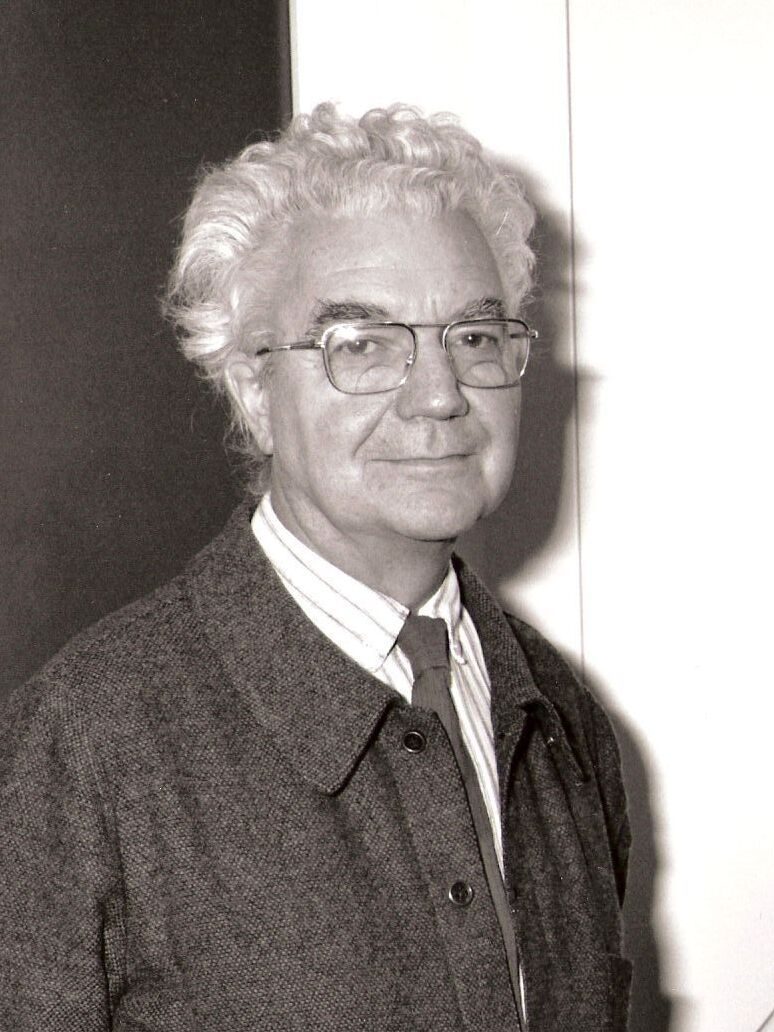 Adrian Frutiger at the Linotype showroom in Amsterdam, 1990
