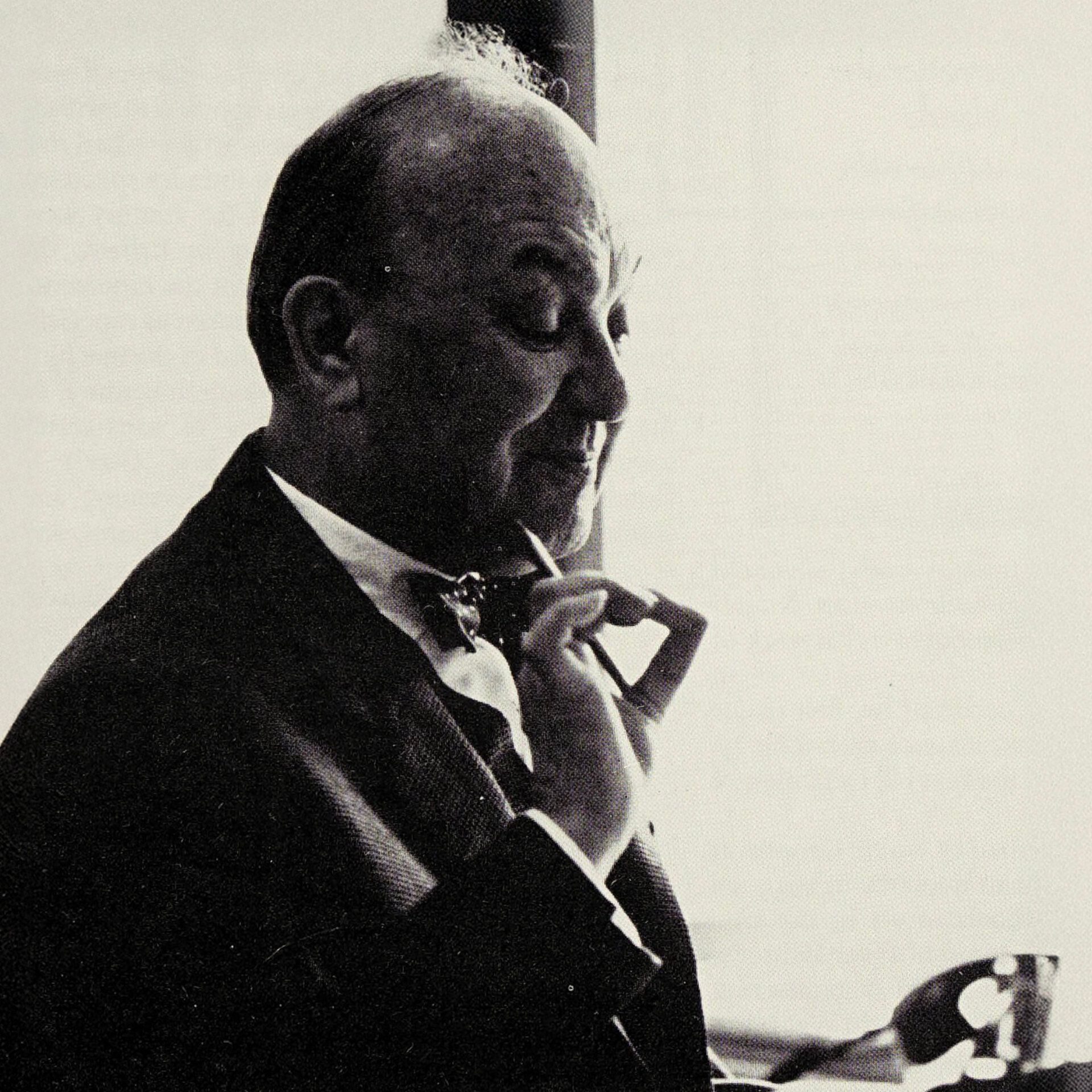 Jan Tschichold, German typographer